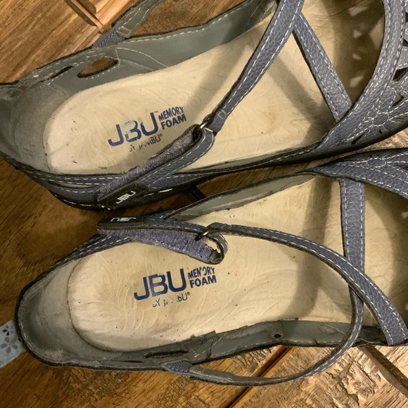 JBU memory foam flats. Size 7.5 - Picture 4 of 4